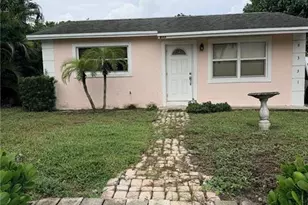8331 SE Lundy St, Hobe Sound, FL 33455 - Photo 1