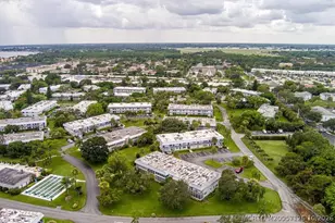 2929 SE Ocean Blvd, Stuart, FL 34996 - Photo 29