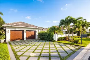 3220 W Channel Cir, Jupiter, FL 33477 - Photo 35