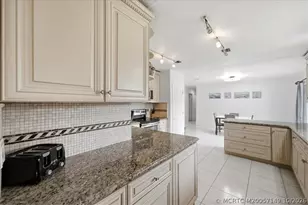 1357 SE Oakmont Ln SE, Port Saint Lucie, FL 34952 - Photo 11
