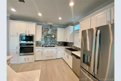 86 NE Ocean Breeze Drive, Jensen Beach, FL 34957 - Photo 5