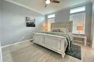 86 NE Ocean Breeze Dr, Jensen Beach, FL 34957 - Photo 9