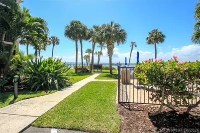 4680 NE Sandpebble Trace #302, Stuart, FL 34996 - Photo 25