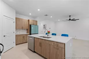 7030 SE Pk Trce Dr, Stuart, FL 34997 - Photo 23