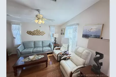 1033 Nettles Boulevard, Jensen Beach, FL 34957 - Photo 7