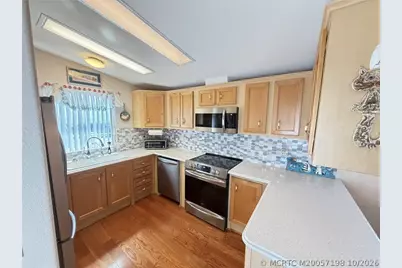 1033 Nettles Boulevard, Jensen Beach, FL 34957 - Photo 11