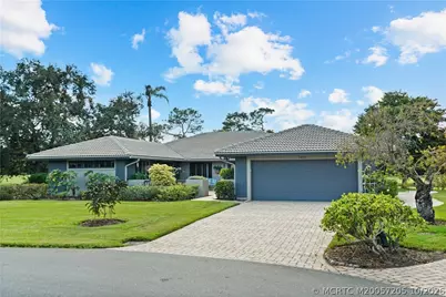1423 SW Troon Circle, Palm City, FL 34990 - Photo 1