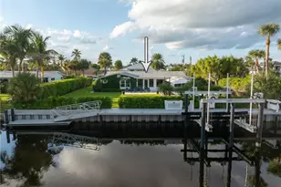 8418 SE Coconut St, Hobe Sound, FL 33455 - Photo 5