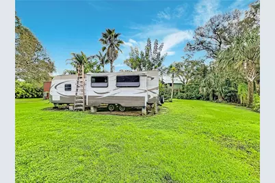 4855 Sears Street, Fort Pierce, FL 34981 - Photo 11