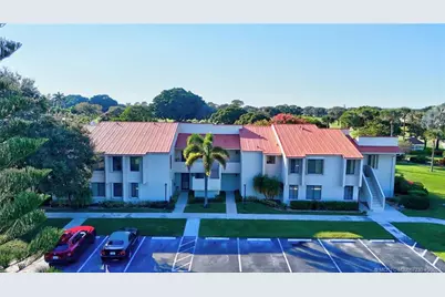 5111 SE Miles Grant Road #204, Stuart, FL 34997 - Photo 3