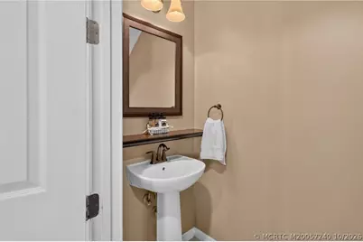 615 SW Glen Crest Way, Stuart, FL 34997 - Photo 21