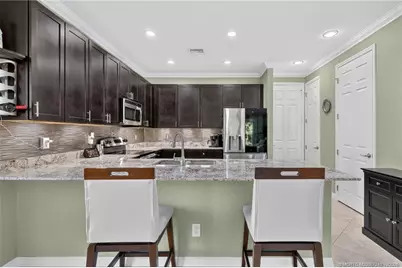 615 SW Glen Crest Way, Stuart, FL 34997 - Photo 15