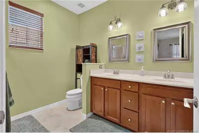 615 SW Glen Crest Way, Stuart, FL 34997 - Photo 29