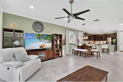 615 SW Glen Crest Way, Stuart, FL 34997 - Photo 9