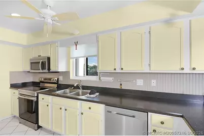 175 SE Saint Lucie Boulevard #B82, Stuart, FL 34996 - Photo 19