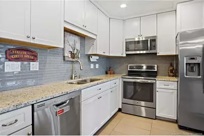 1800 SE Saint Lucie Boulevard #10-305, Stuart, FL 34996 - Photo 9