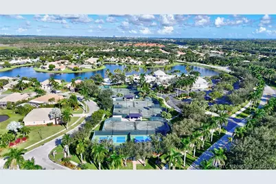 9145 Bay Point Circle, West Palm Beach, FL 33411 - Photo 37