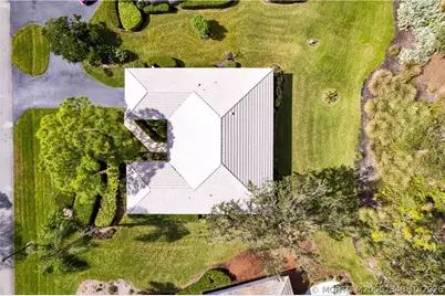 2102 NW Greenbriar Lane, Palm City, FL 34990 - Photo 27