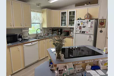 7704 SE Saratoga Drive, Hobe Sound, FL 33455 - Photo 13