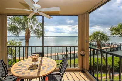 4680 NE Sandpebble Trace #305, Stuart, FL 34996 - Photo 5