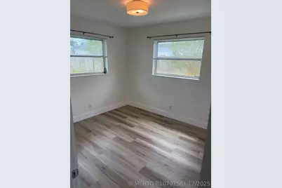 18905 SE Southgate Drive, Jupiter, FL 33469 - Photo 11