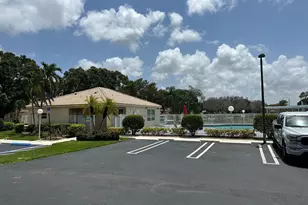 202 Wedgewood Circle Circle, Greenacres, FL 33463 - Photo 27