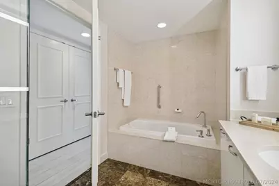 505 N Fort Lauderdale Beach Boulevard #1211, Fort Lauderdale, FL 33304 - Photo 27