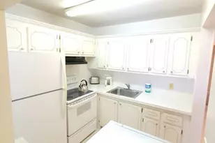 66 Cambridge C, West Palm Beach, FL 33417 - Photo 25