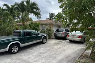 702 SW 7th Street SW, Delray Beach, FL 33444 - Photo 1