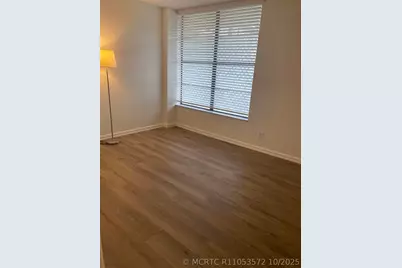 17 Royal Palm Way #305, Boca Raton, FL 33432 - Photo 13