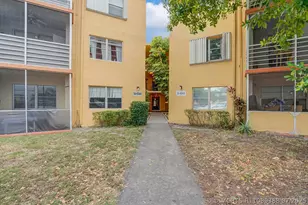 4364 NW 9th Ave, Deerfield Beach, FL 33064 - Photo 3