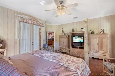 930 90th Avenue, Vero Beach, FL 32966 - Photo 23