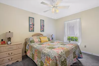 930 90th Avenue, Vero Beach, FL 32966 - Photo 57