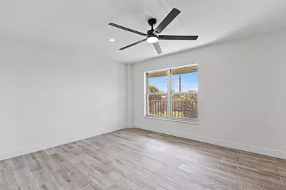809 W Oakland Park Boulevard #K12, Oakland Park, FL 33311 - Photo 19
