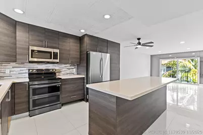 809 W Oakland Park Boulevard #K12, Oakland Park, FL 33311 - Photo 1