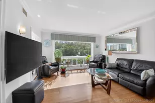 711 NE Harbour Terrace, Boca Raton, FL 33431 - Photo 13