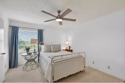 4542 Lucerne Lakes Boulevard E #202, Lake Worth, FL 33467 - Photo 15