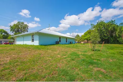 1405 Avenue G #Apt A, Fort Pierce, FL 34950 - Photo 23