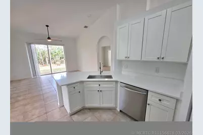 6204 Spring Lakes Terrace, Fort Pierce, FL 34951 - Photo 5