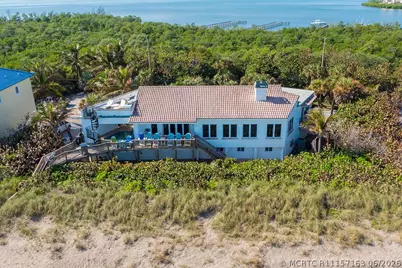23 NE Macarthur Boulevard, Stuart, FL 34996 - Photo 11