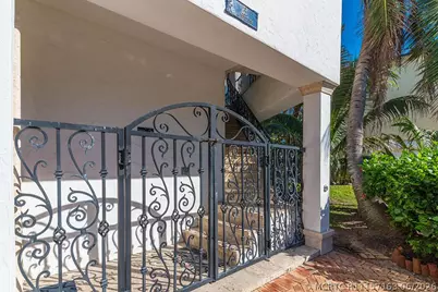 23 NE Macarthur Boulevard, Stuart, FL 34996 - Photo 23