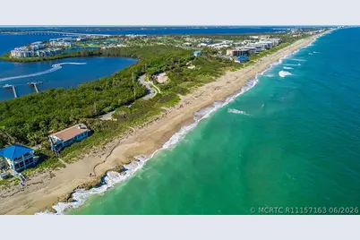 23 NE Macarthur Boulevard, Stuart, FL 34996 - Photo 13