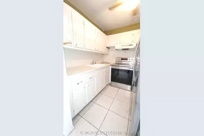 23 Kingswood B, West Palm Beach, FL 33417 - Photo 5