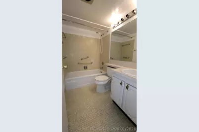 23 Kingswood B, West Palm Beach, FL 33417 - Photo 7