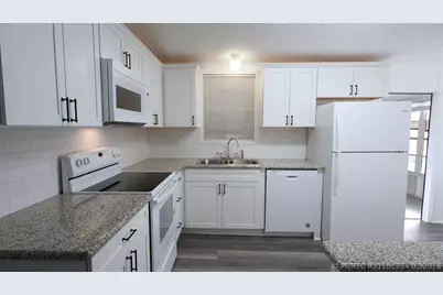 334 Seahorse Terrace, Fort Pierce, FL 34982 - Photo 3