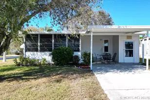 334 Seahorse Terrace, Fort Pierce, FL 34982 - Photo 1