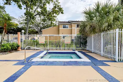 450 Palm Circle #106, Pembroke Pines, FL 33025 - Photo 57