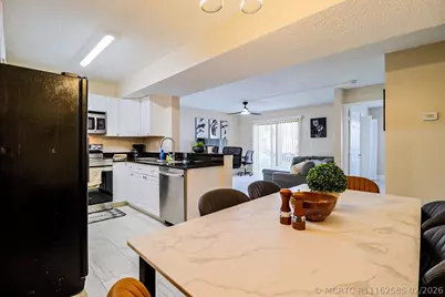 450 Palm Circle #106, Pembroke Pines, FL 33025 - Photo 13