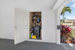 5750 Parkwalk Cir E, Boynton Beach, FL 33472 - Photo 31