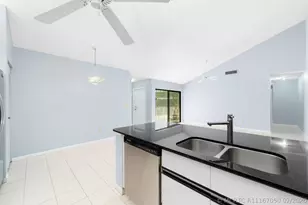 1139 Summit Trail Cir, West Palm Beach, FL 33415 - Photo 11